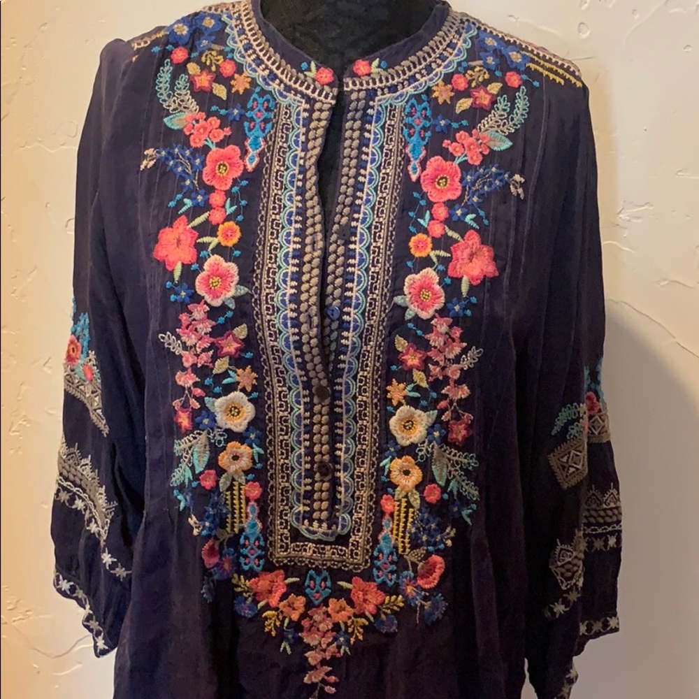Johnny was silk top
